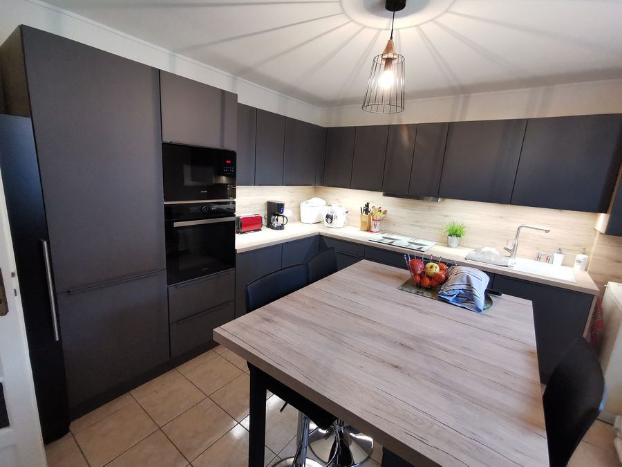 Réalisation Cuisine Dijon — cuisine sur-mesure posée (photo 23)